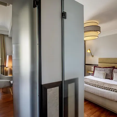 Relais Luxury Corso Pensión